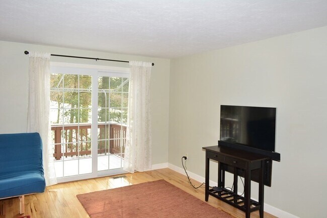 Building Photo - 17 Bellwood Cir