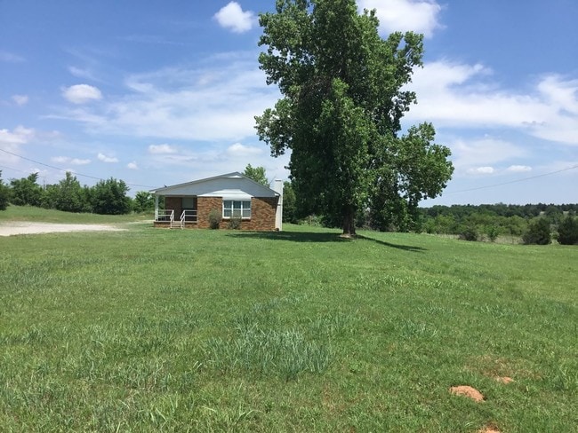 Building Photo - 3 br, 1 bath House - 6501 NE 63rd