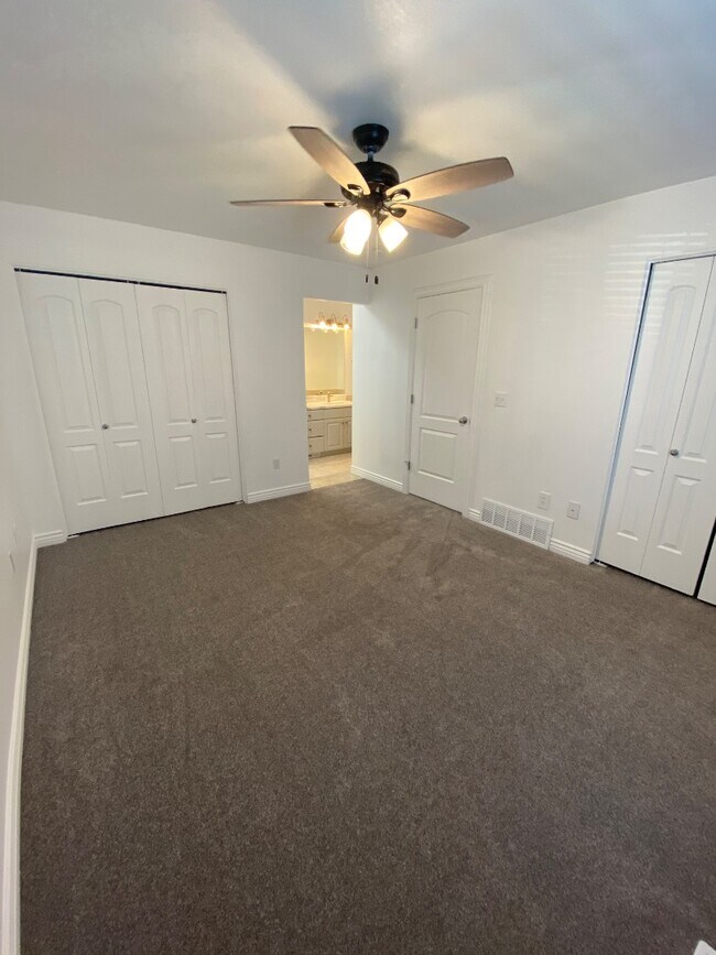 Foto del edificio - 13123 Pioneer Park Dr