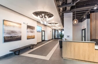 Building Photo - Town Residences