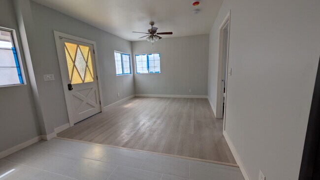 Building Photo - 5943 Camellia Ave