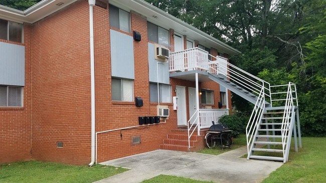 Building Photo - 1558 Harvard Ave