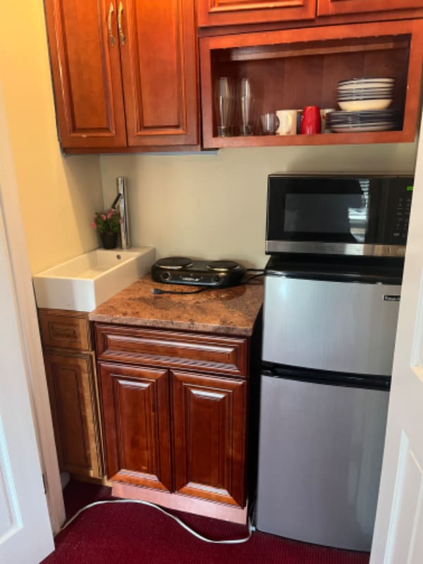 Building Photo - 183 Lefferts Rd