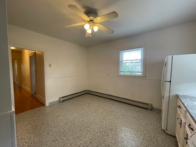 Building Photo - 36 Lowell Ave