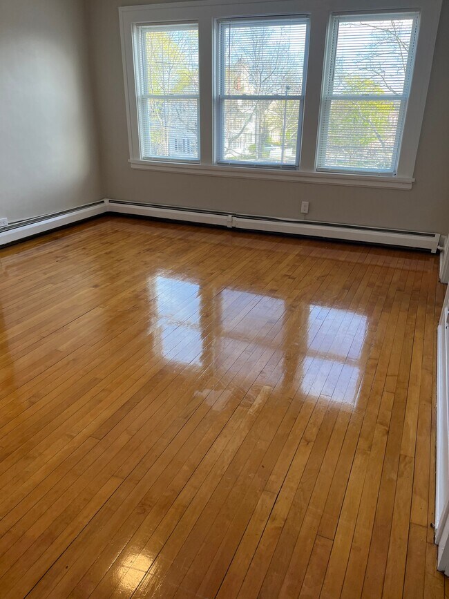 Foto del edificio - 40 Newcomb St