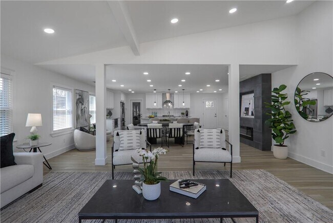 Foto del edificio - 2041 Briarcliff Rd NE