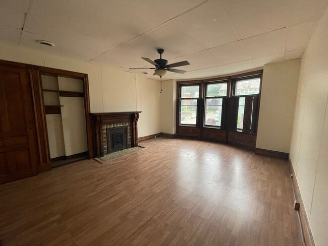 Building Photo - 2303 Chapline St