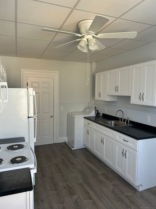 Foto del edificio - 304 Caroline St