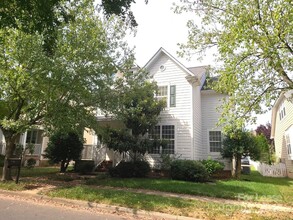 Building Photo - 17213 Cranwood Ave