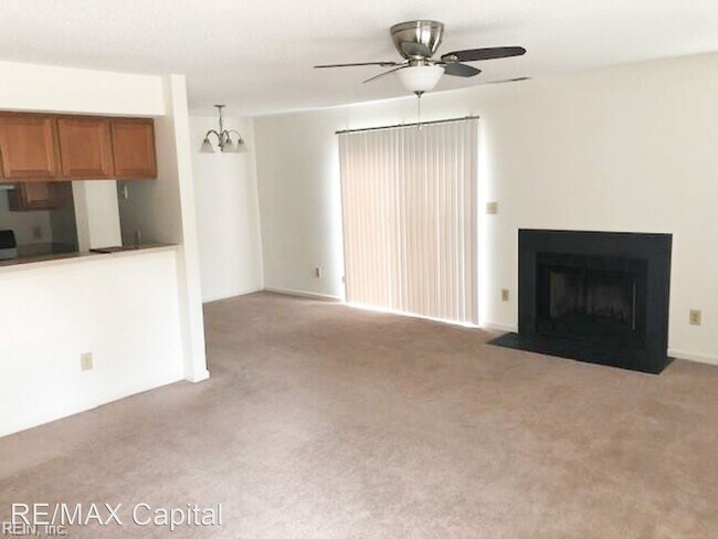 Foto del edificio - 2 br, 2 bath House - 6 Tamarisk Quay Unit F