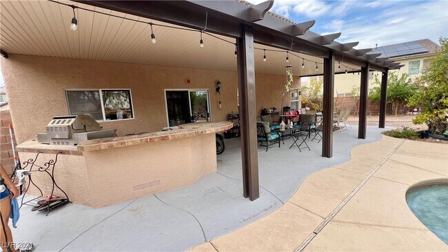 Building Photo - 4933 Naff Ridge Dr