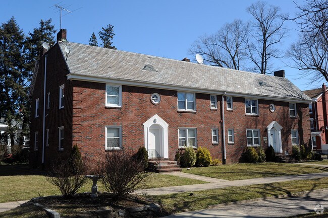 Grand Leiper Apartaments - 4712 Leiper Street