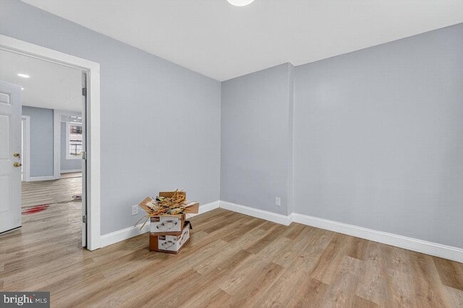 Building Photo - 11 N Willow St