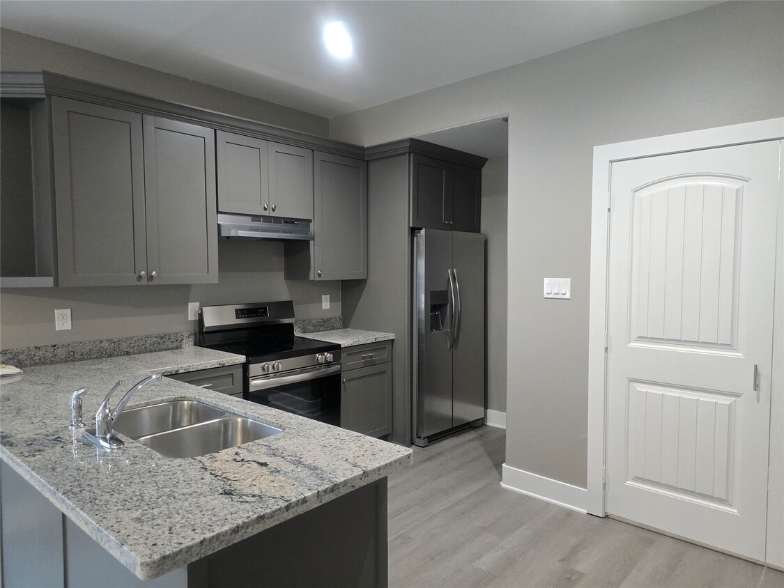 Building Photo - 3514 B Hunnicutt St