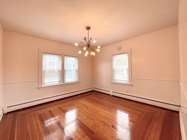 Building Photo - 107 Woodbine St