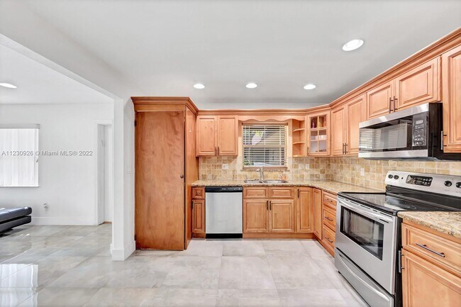 Foto del edificio - 4530 SW 54th St