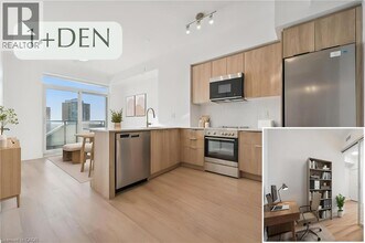 Building Photo - 25 Wellington St S