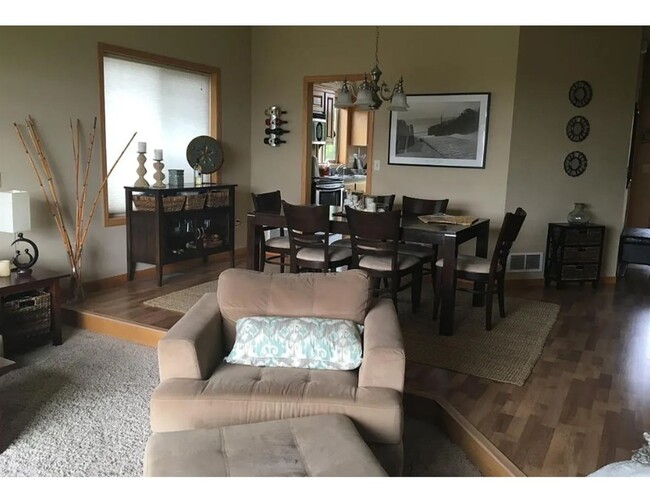 Building Photo - Four Bedroom Single Family Home In Otsego