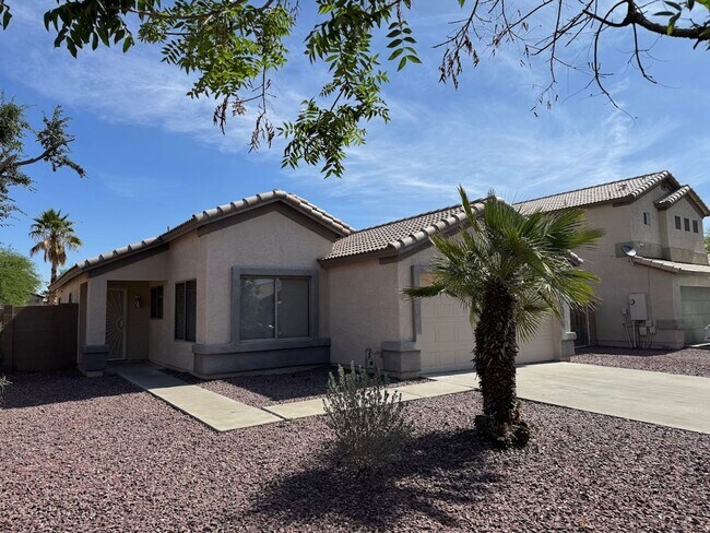Building Photo - Beautiful Home for Rent in Phoenix!