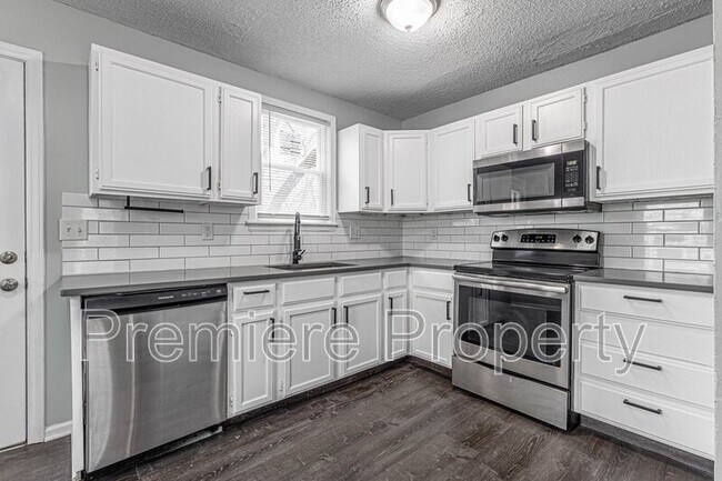 Foto del edificio - 3025 S Norwood Ave