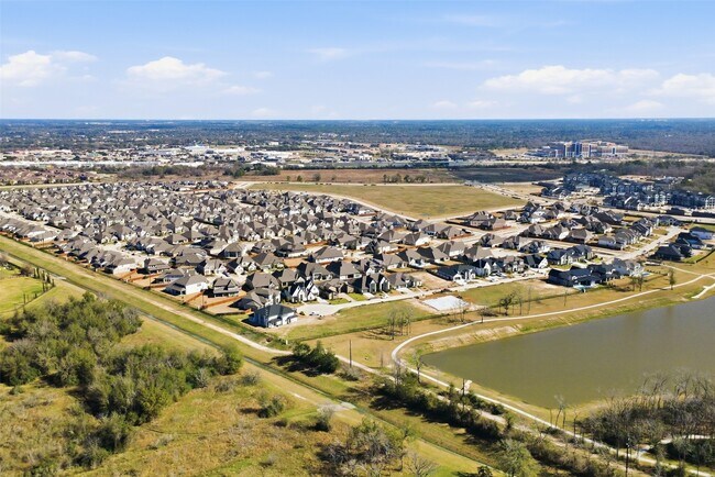 Foto del edificio - 13102 Verde Oaks Trl