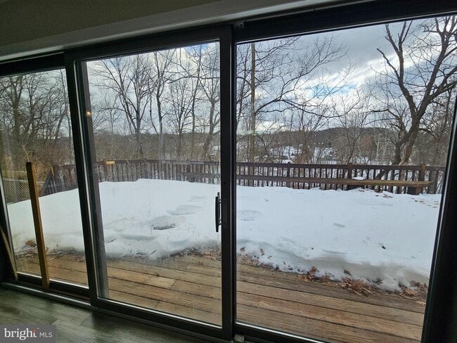 Foto del edificio - 3052 Funks Mill Rd