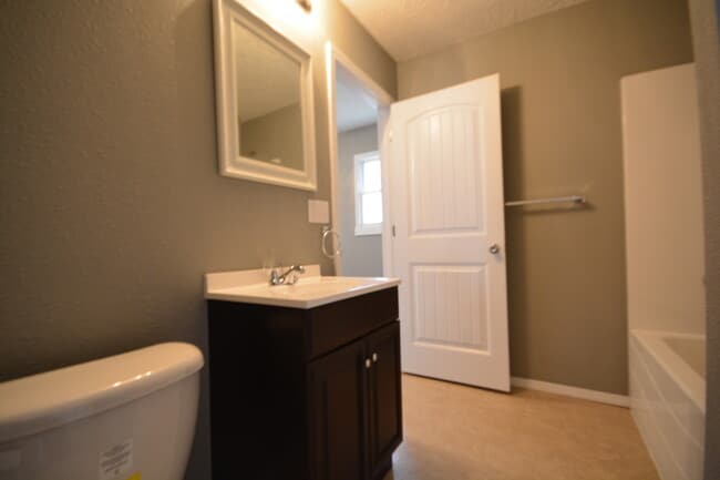 Building Photo - RECENTLY REMODELED  4 Bedroom, 2 Bath Home with mother in law quarters