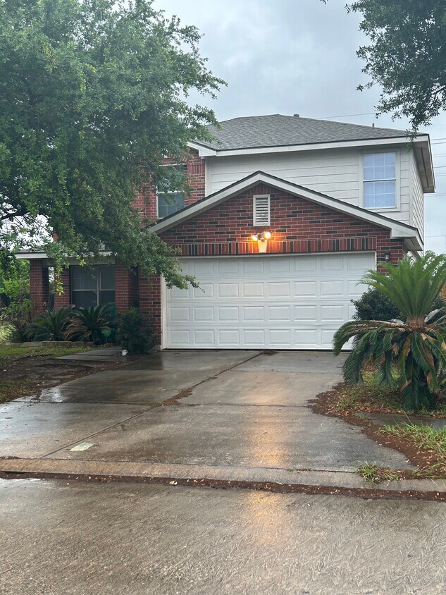 Primary Photo - 13611 Clarks Fork Dr