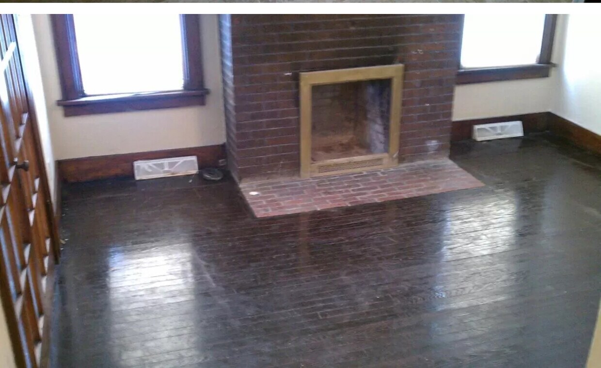 Foto del edificio - 1013 N Brookfield St