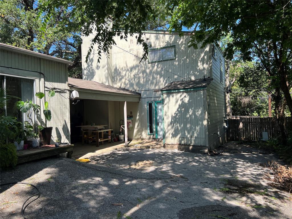 Primary Photo - 2000 Travis Heights Blvd