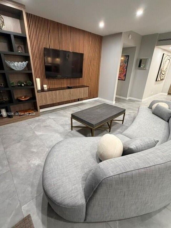 Foto del edificio - 19500 Turnberry Way