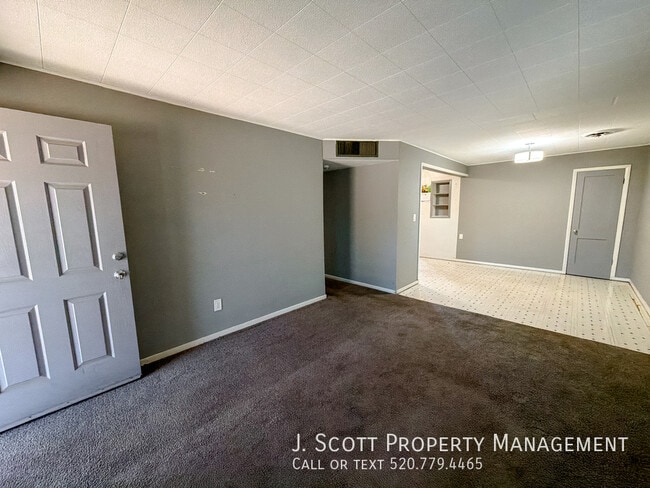Photo - 2801 W Glenrosa Ave House