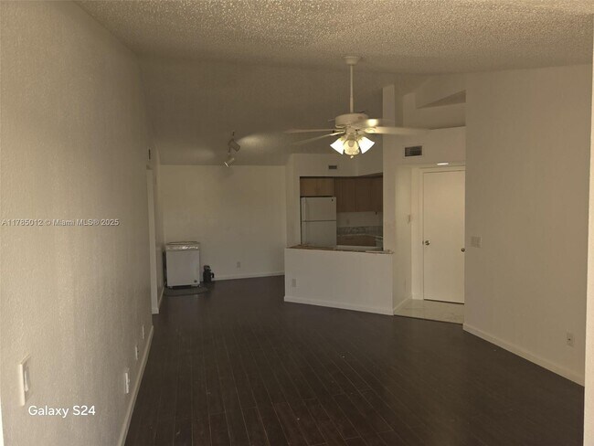Foto del edificio - 12540 Vista Isles Dr