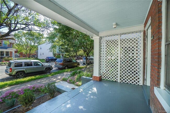 Building Photo - 3114 Ellwood Ave