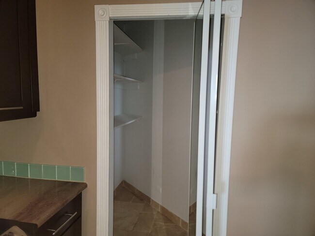 Foto del edificio - 3660 N Lake Shore Dr