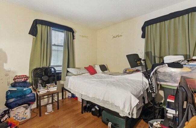 Foto del edificio - 84 Cherrelyn St