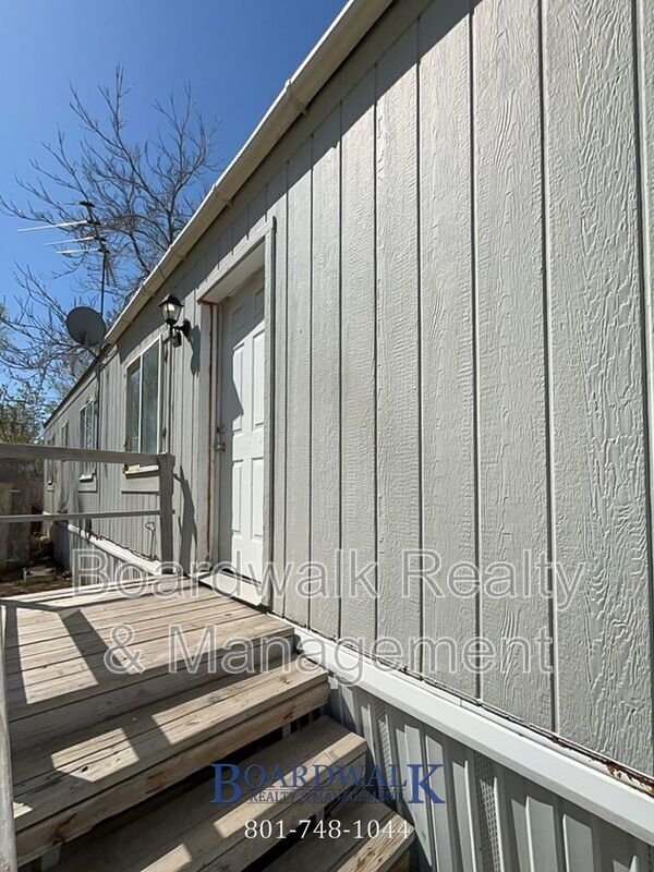 Foto del edificio - 155 W State St