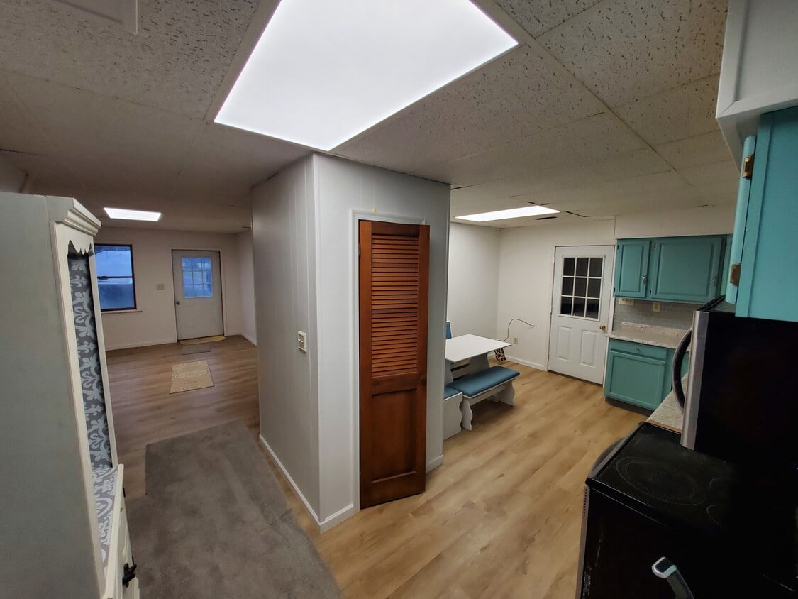 41276 Friendship Ct, Mechanicsville, MD 20659 Apartments in
