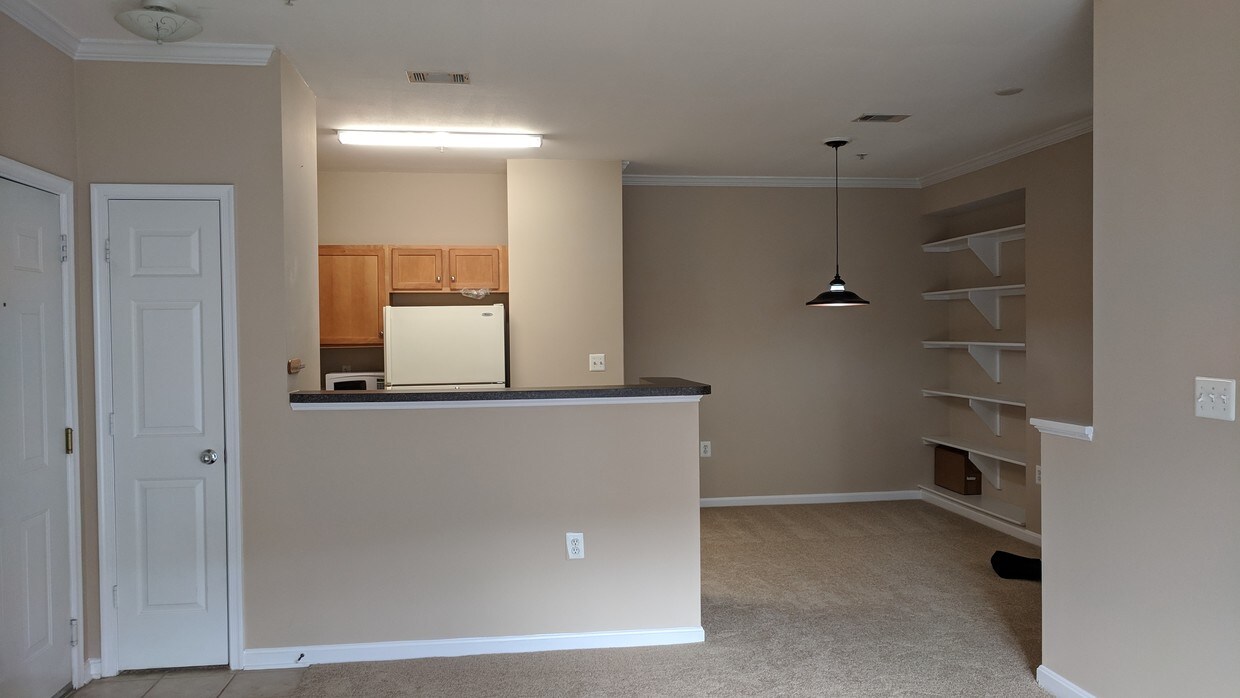 5107 Travis Edward Way Unit TE, Centreville, VA 20120 Condo for Rent