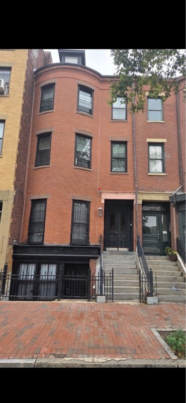 Building Photo - 767 Tremont St