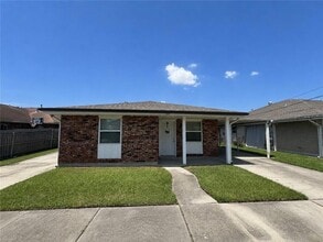 Building Photo - 2312 Stander Pl