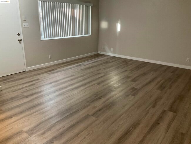 Foto del edificio - 1715 Magnolia Way