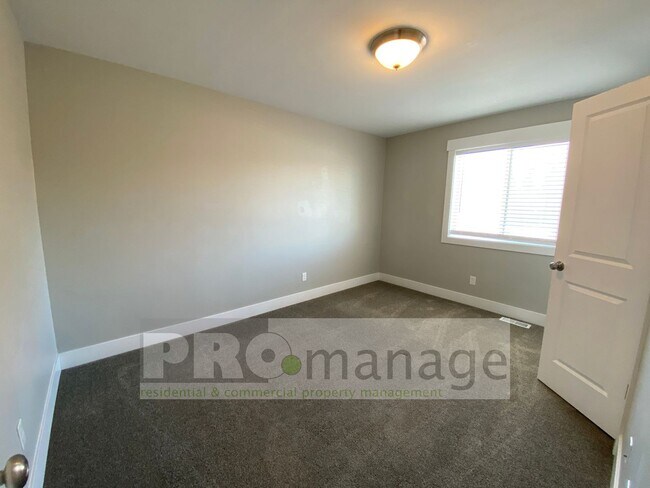 Foto del edificio - 3 bd, 2.5 bath Townhouse in Rigby