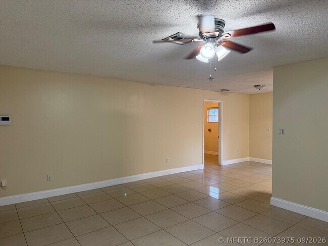 Foto del edificio - 4159 Sherri Ct