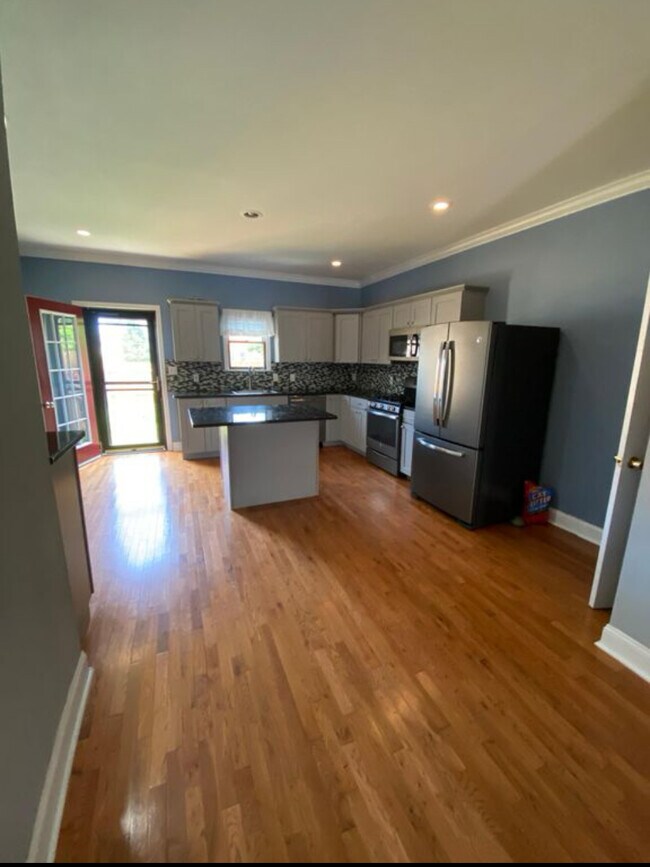 Spacious Kitchen - 2633 Christian St
