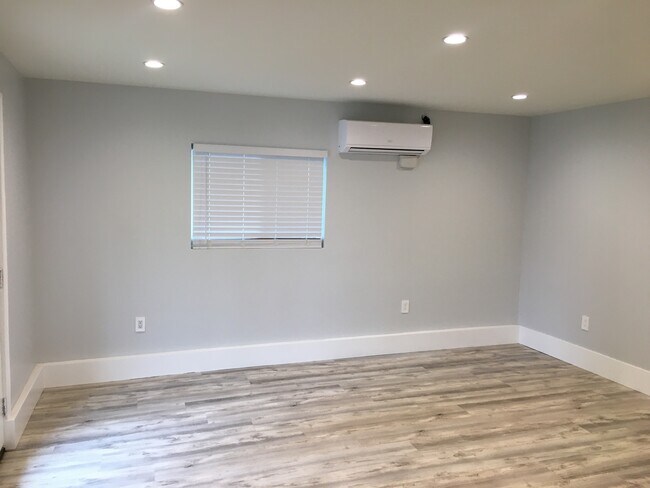 Foto del edificio - 23800 Berdon St