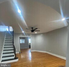 Building Photo - 5605 Lebanon Ave