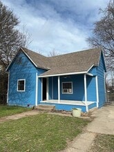 Building Photo - 127 E Walker St