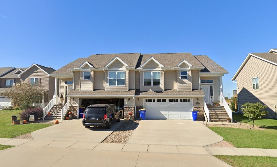 1805 Jonathan St, North Liberty, IA 52317 Townhome Rentals in North Liberty IA