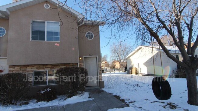Building Photo - 624 Valinda Ln
